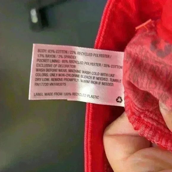 Cat & Jack Girls Size 14/16 Red Shorts Denim Eyelet Lace Trim Super Stretch - Picture 5 of 5